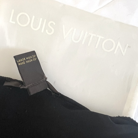 Louis Vuitton Vintage 00’s Black Halter Swimsuit w/Original Storage Bag. - Picture 11 of 12